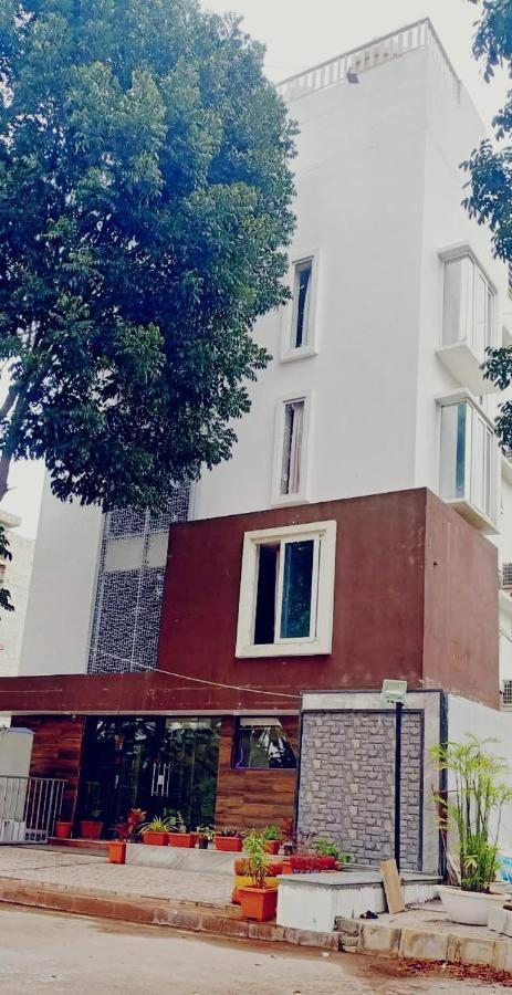 Avi Fortune Suites - Near Bangalore International Airport エクステリア 写真