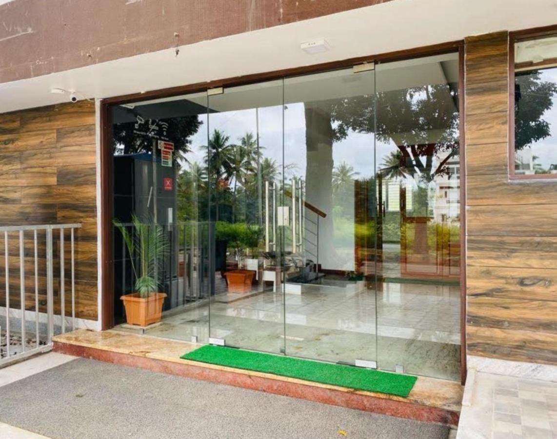 Avi Fortune Suites - Near Bangalore International Airport エクステリア 写真